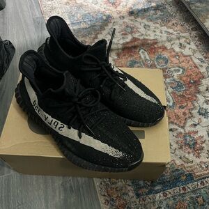 Yeezy Oreo sz 12